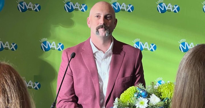 Manitoba firefighter-paramedic wins whopping $40 million Lotto Max prize - Winnipeg