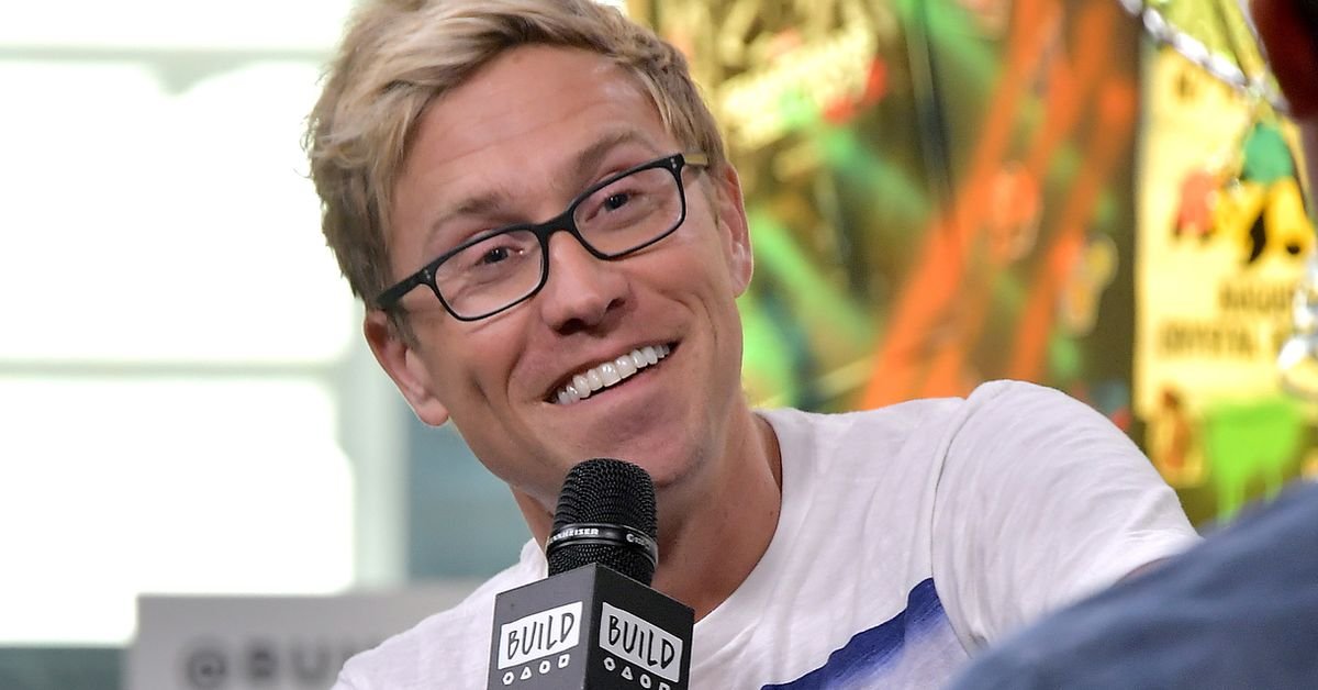 British comedian Russell Howard announces he is quitting Tv after 19 years to focus on his stand-up comedy and two podcasts