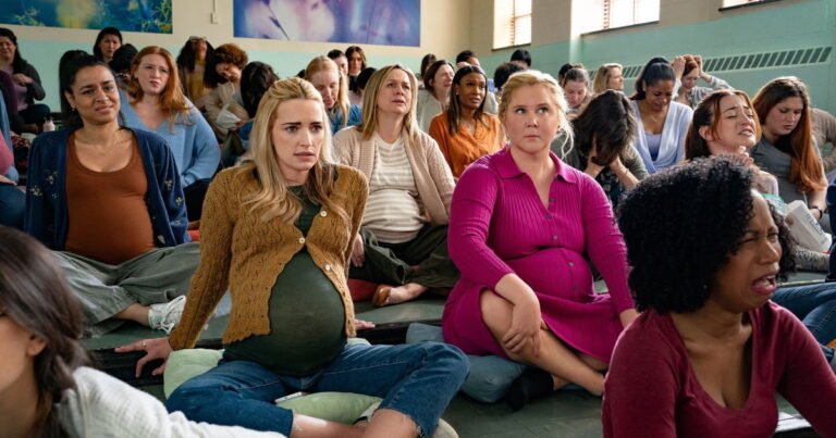 Netflix deelt trailer en releasedatum van nieuwe komedie 'Kinda Pregnant'