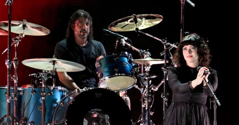 Dave Grohl and daughter Violet Grohl perform at FireAid LA Benefit concert months after infidelity scandal