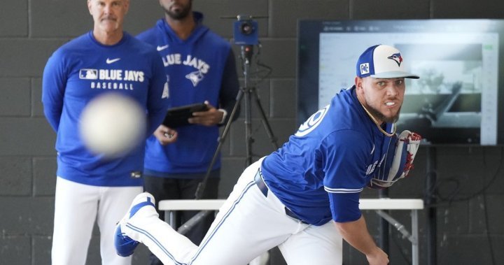 Jays score six runs in ninth of 8-7 win over Bosox