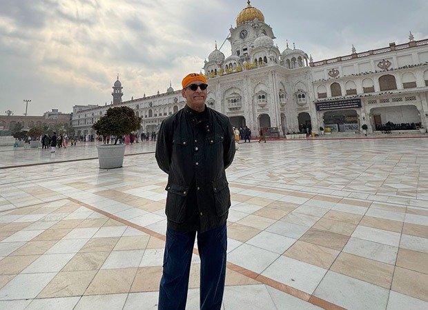 Ram Madhvani and team seeks blessings for The Waking of a Nation at Golden Temple : Bollywood News